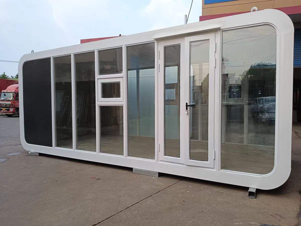 Prefabricated mobile steel structure modular 20ft 40ft shipping container restaurant prefab portable Smart Home Villa alarm kit