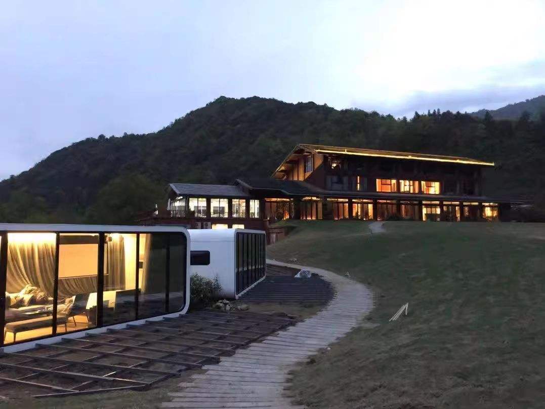 Prefabricated mobile steel structure modular 20ft 40ft shipping container restaurant prefab portable Smart Home Villa alarm kit