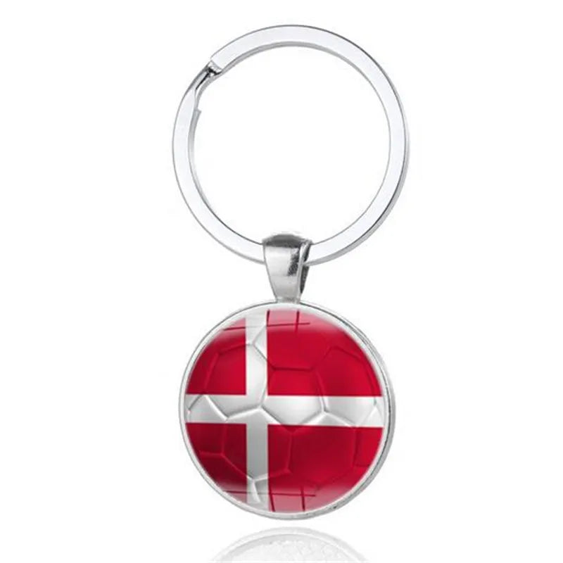 100pcs New 2018 Football Car Keychain Keyring For Denmark Finland Iceland Albania Andorra Austria Estonia Poland Flags