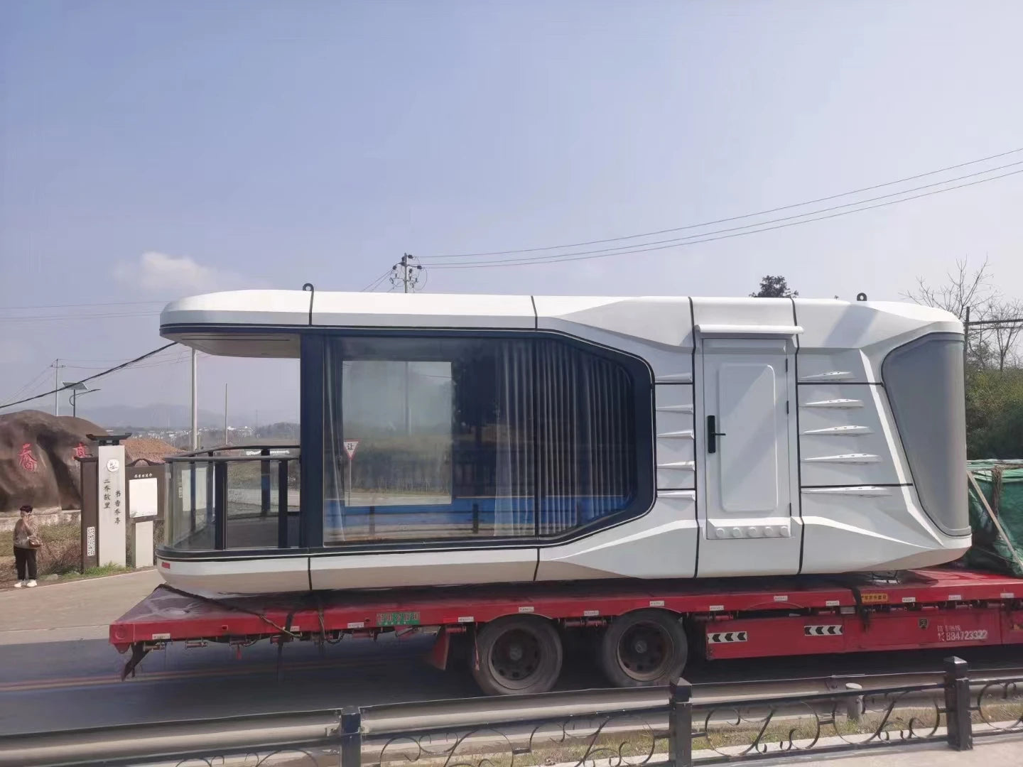 2024 newest design Mobile Resort space Hotel, modern modular capsule cruiser vila,prefa container house home