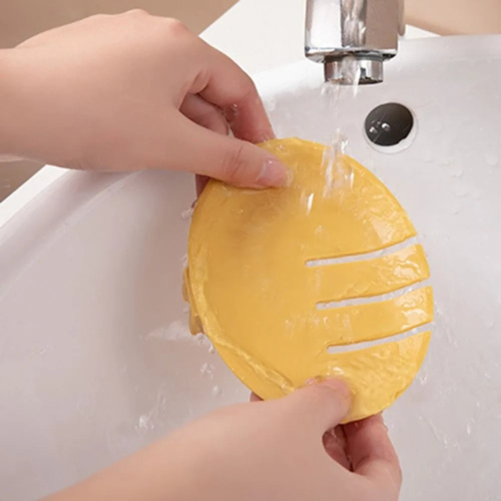 Punch-free Soap Dish Quality Wall Hanging Suction Cup Soap Box Non-slip Self Draining Soap Holder Bathroom