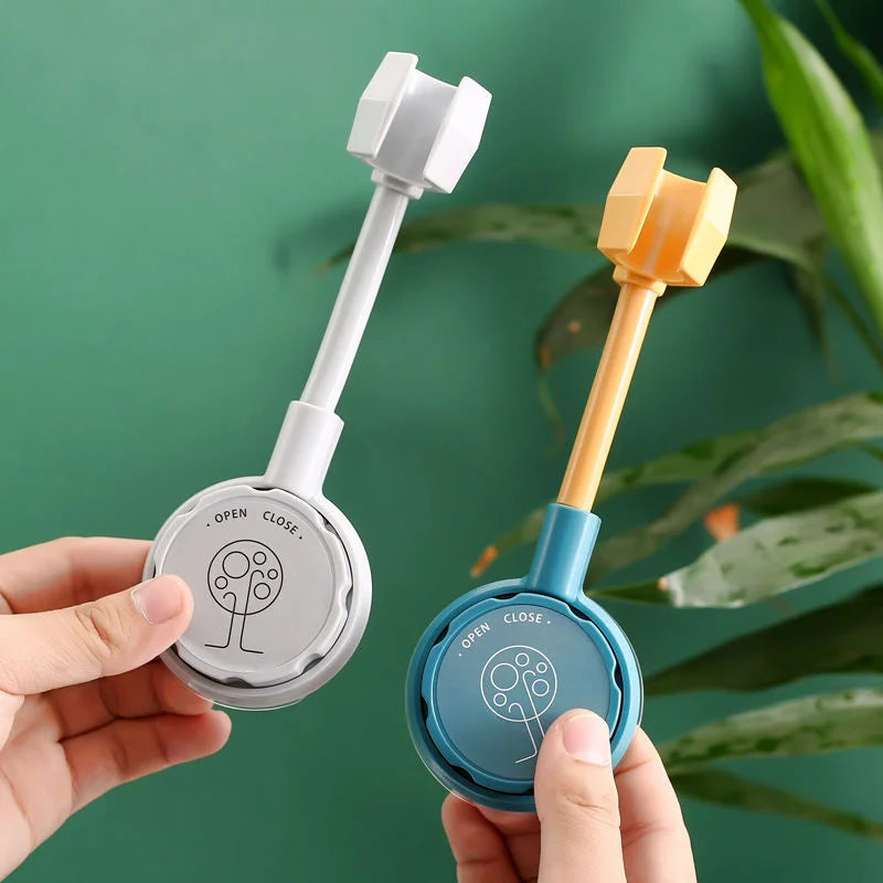 Suction Cup Shower Holder Adjustable Punch-Free 360 Rotation Shower Head Holder Universal Bathroom Bracket Nozzle Base Stand