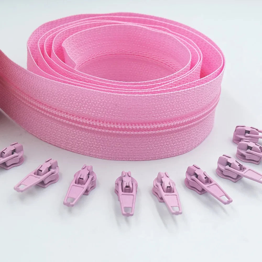 5 Meters long zipper 10 auto locking sliders 20 colors of 3# nylon zipper used for zipper clothing handbags