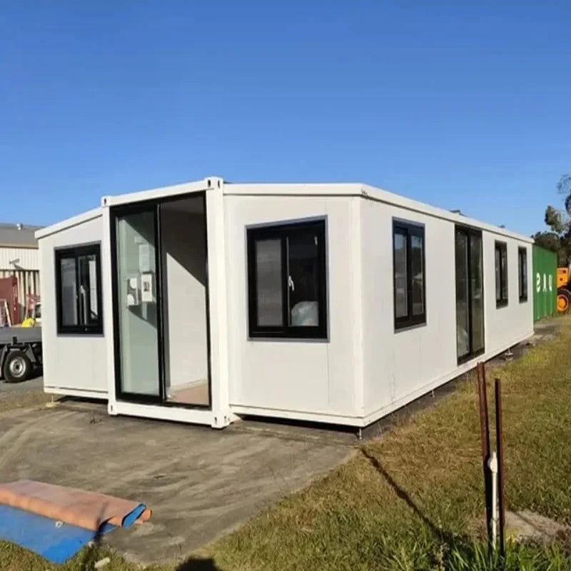 Prefabricated Tiny Container Home 40x20ft, Mobile Expandable Plastic Prefab House for Hotel Booth Office Guard House Shop