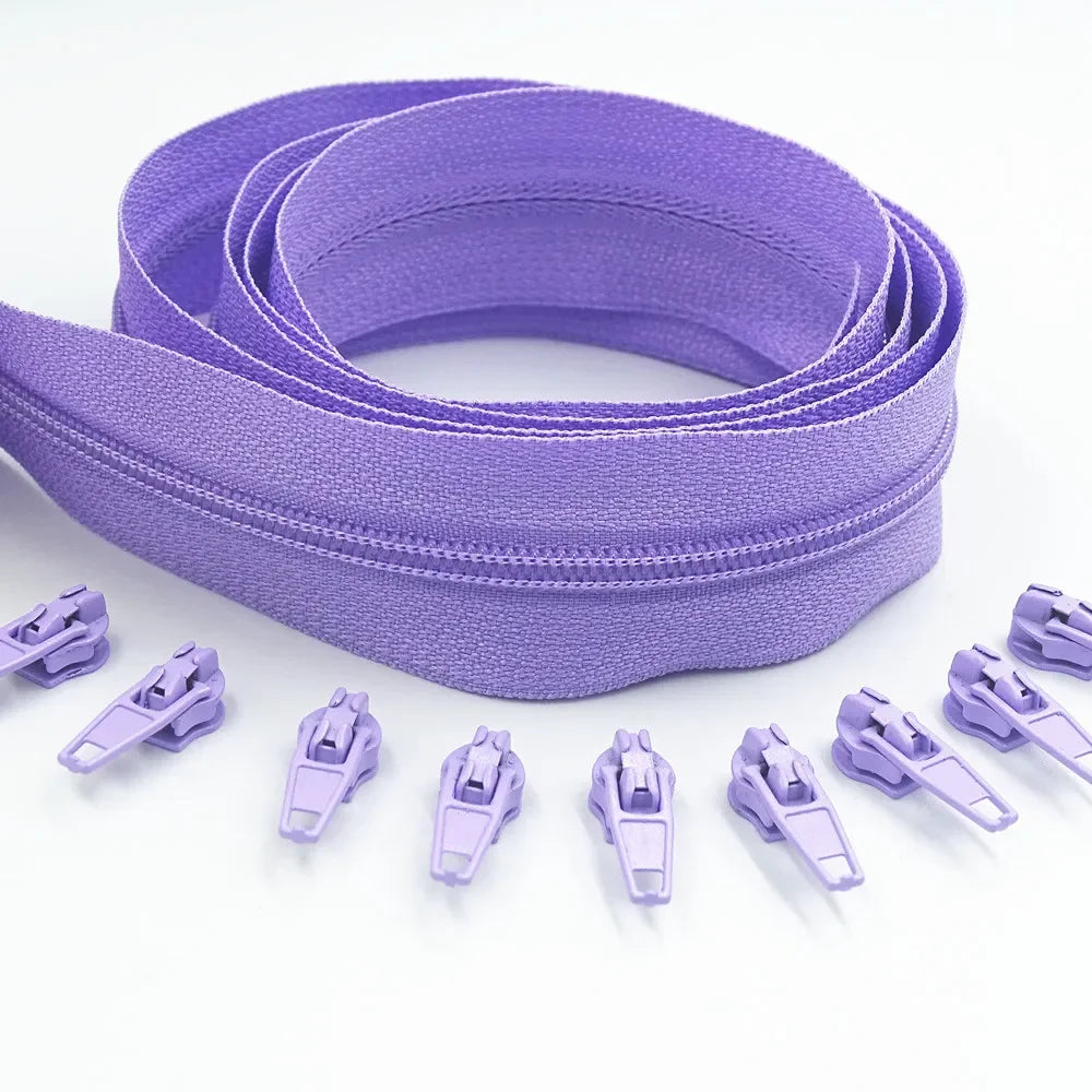 5 Meters long zipper 10 auto locking sliders 20 colors of 3# nylon zipper used for zipper clothing handbags