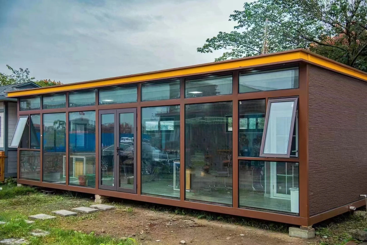 Prefabricated IOT Building automation control Modular for Homestay Capsule Space Carbin Room Prefab Tiny Mobile Smart home villa