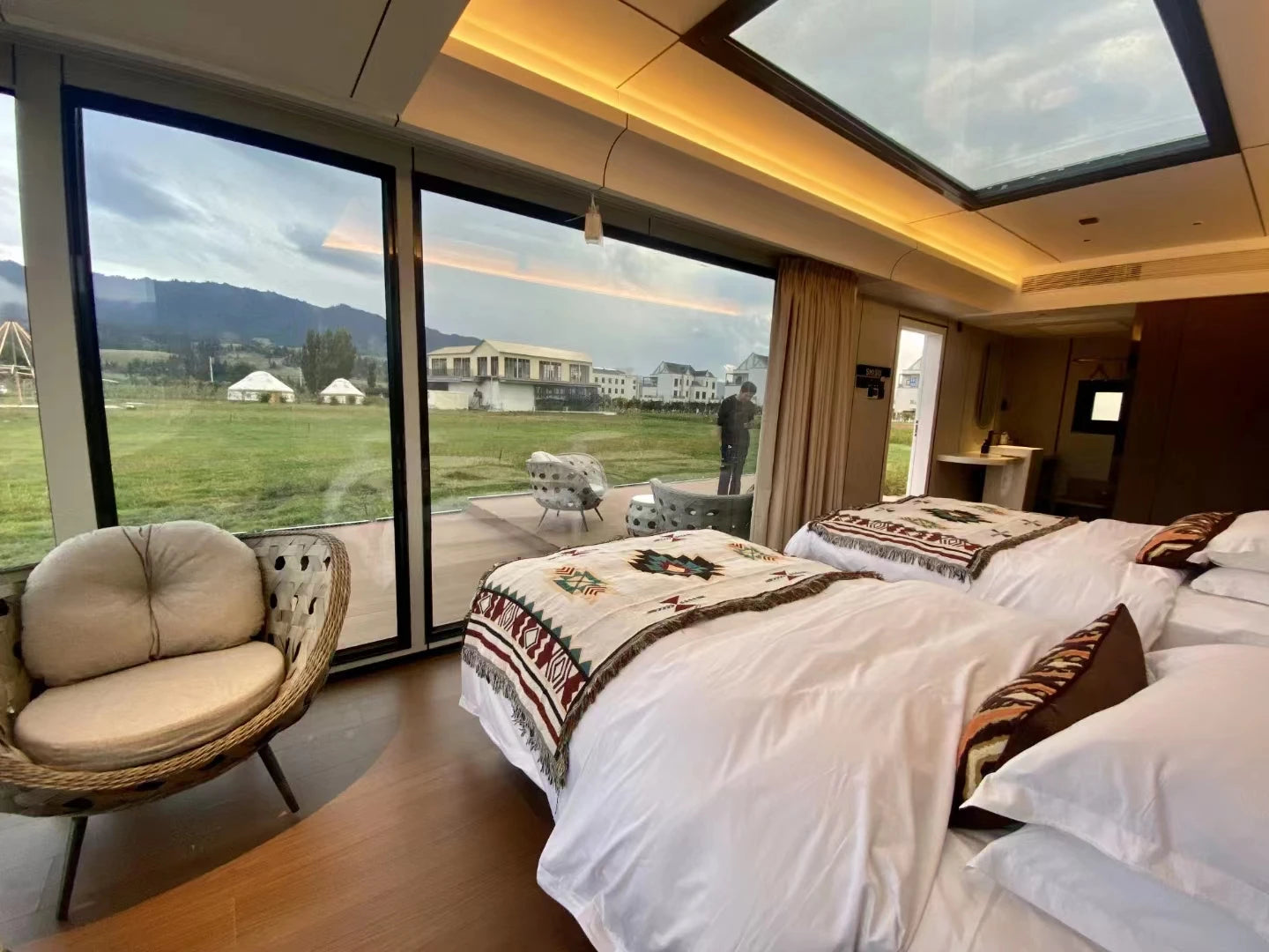 Luxury Portable Mobile Hotel Home Stay Resort Building modular Prefab House Building automation